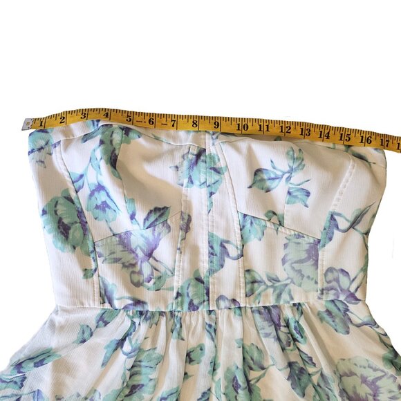 LE CHATEAU White & Blue Floral Strapless High-Low Hem Mini Dress Size Medium - Picture 3 of 9
